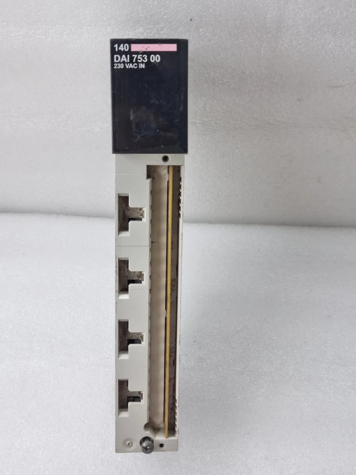 SchneiderElectric 140DAI75300 140-DAI-753-00 Modicon Quantum 230VAC Input Module